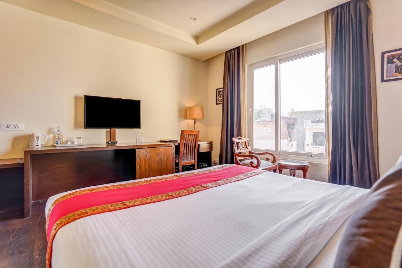 Townhouse 552Hotel Royal Court 贾朗达尔 外观 照片