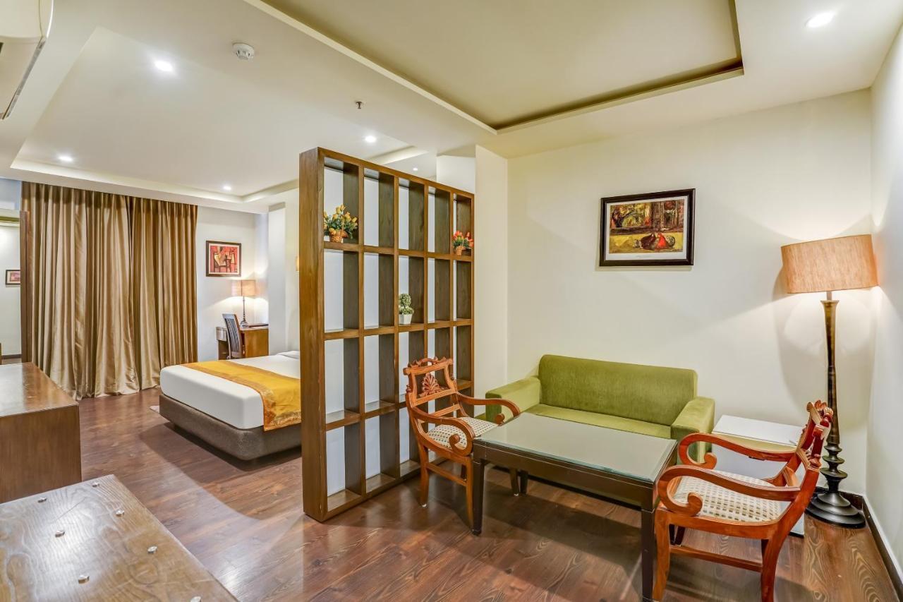 Townhouse 552Hotel Royal Court 贾朗达尔 外观 照片