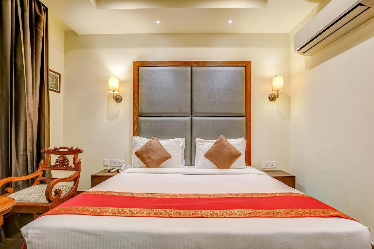 Townhouse 552Hotel Royal Court 贾朗达尔 外观 照片