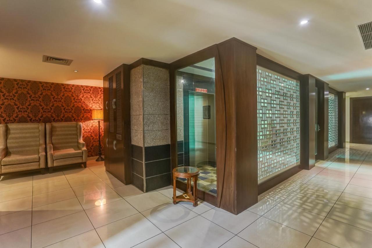 Townhouse 552Hotel Royal Court 贾朗达尔 外观 照片