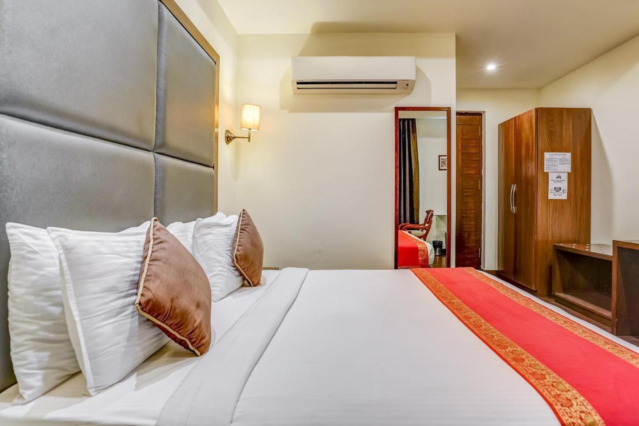 Townhouse 552Hotel Royal Court 贾朗达尔 外观 照片