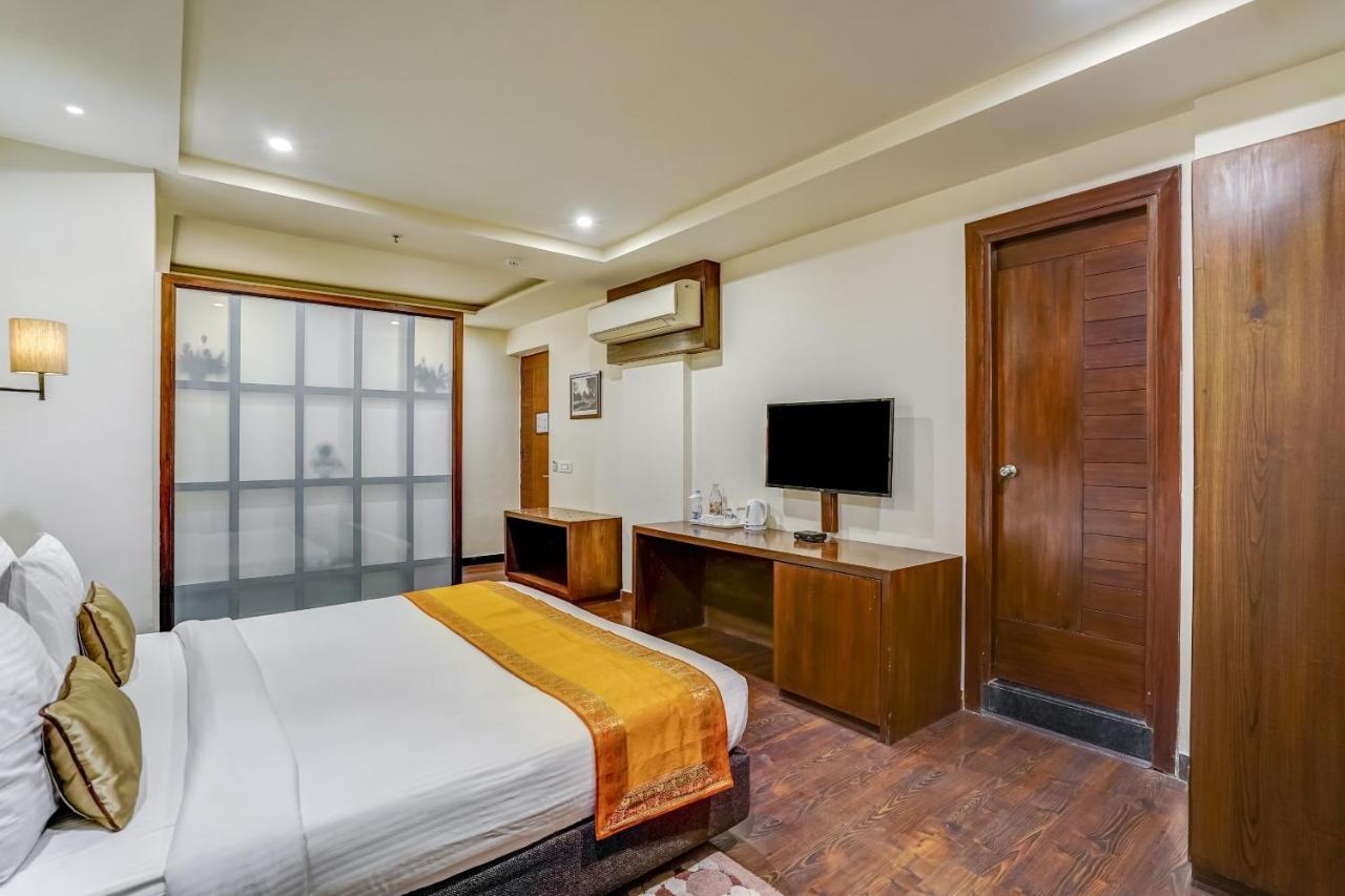 Townhouse 552Hotel Royal Court 贾朗达尔 外观 照片