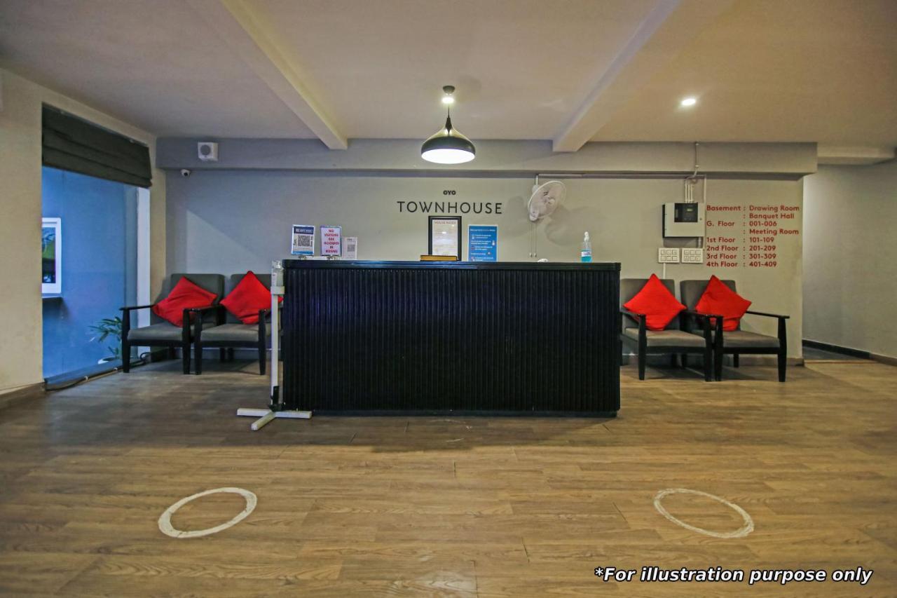 Townhouse 552Hotel Royal Court 贾朗达尔 外观 照片